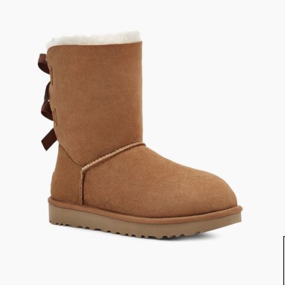UGG Bailey Bow ll - Picture 2 of 15